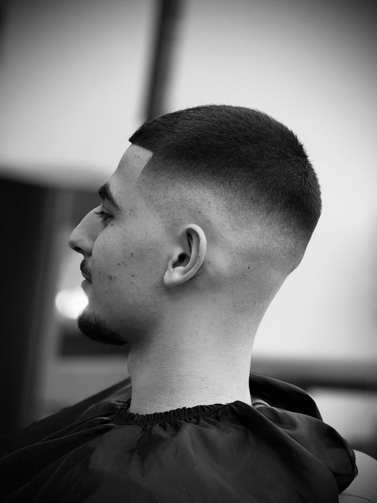 Coupe fade précise